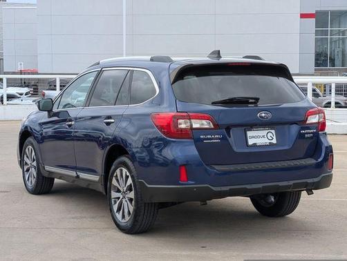 Lapis Blue Pearl 2017 Subaru Outback 3.6R Touring