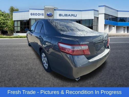 Magnetic Gray Metallic 2009 Toyota Camry LE