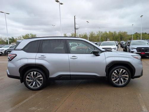 Ice Silver Metallic 2025 Subaru Forester Touring