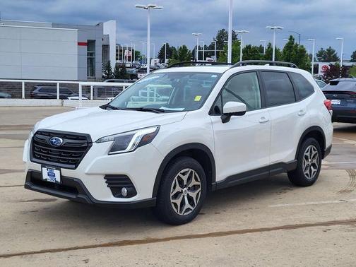 2023 Subaru Forester Premium