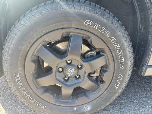 Crystal White Pearl 2023 Subaru Outback Wilderness