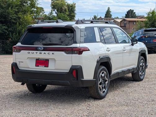 Crystal White Pearl 2026 Subaru Outback Touring