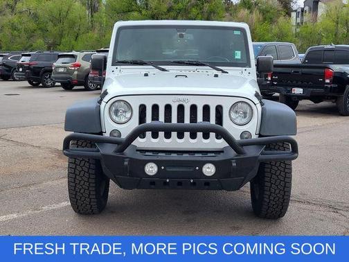 Bright White Clearcoat 2015 Jeep Wrangler Unlimited Sport