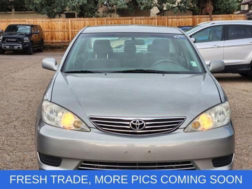 2005 Toyota Camry LE