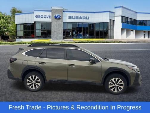 Autumn Green Metallic 2025 Subaru Outback Premium