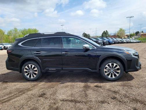 2025 Subaru Outback Touring