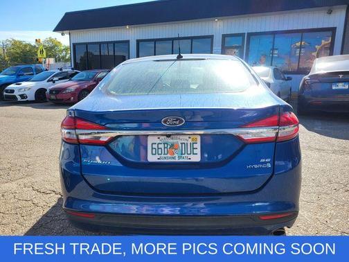2017 Ford Fusion Hybrid SE