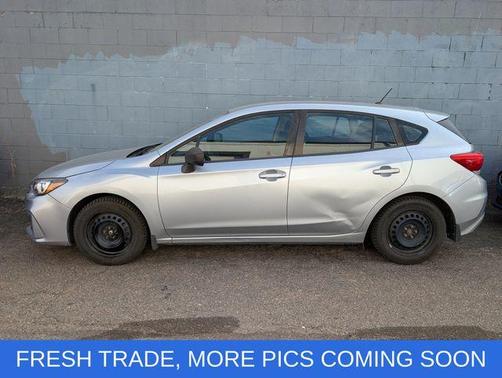 2017 Subaru Impreza 2.0i