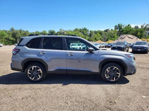 2025 Subaru Forester Hybrid Premium