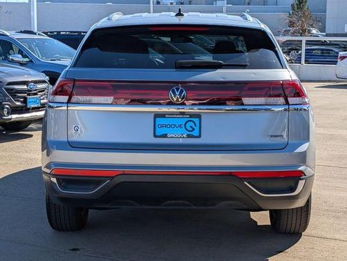 2024 Volkswagen Atlas Cross Sport 2.0T SE