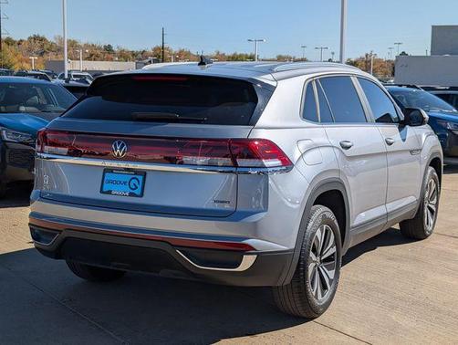 2024 Volkswagen Atlas Cross Sport 2.0T SE