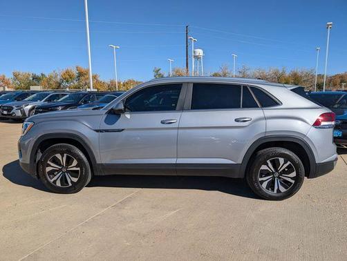 2024 Volkswagen Atlas Cross Sport 2.0T SE