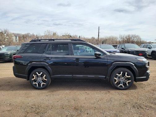 Crystal Black Silica 2026 Subaru Outback Touring XT