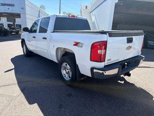 Summit White 2011 Chevrolet Silverado 1500 LT