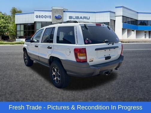 White 2001 Jeep Grand Cherokee Laredo