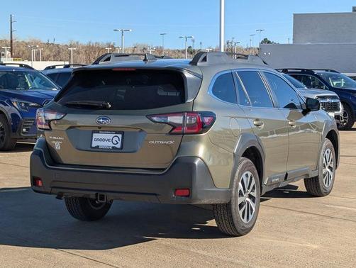 2025 Subaru Outback Premium