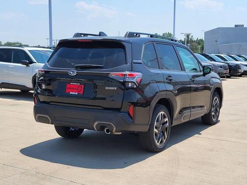 Crystal Black Silica 2026 Subaru Forester Limited
