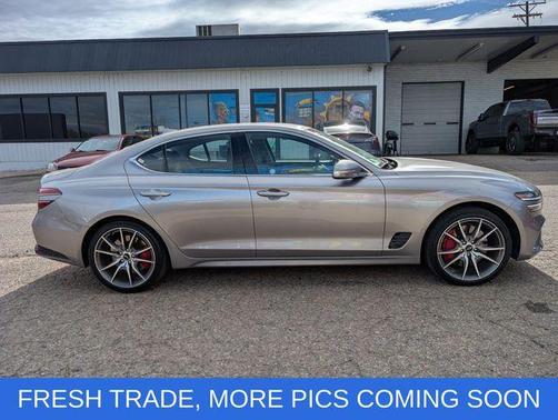 2025 Genesis G70 2.5T