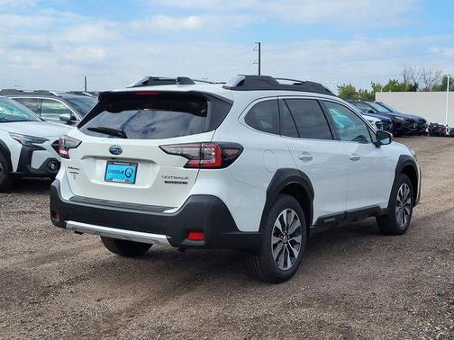 2025 Subaru Outback Touring XT