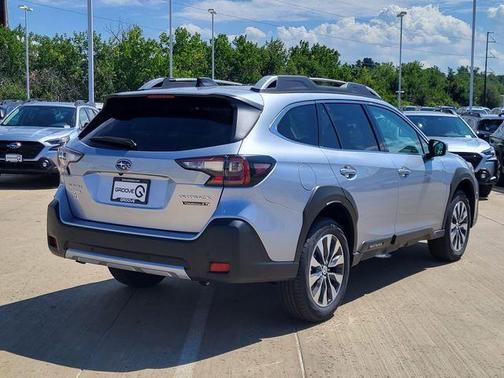 2025 Subaru Outback Touring XT