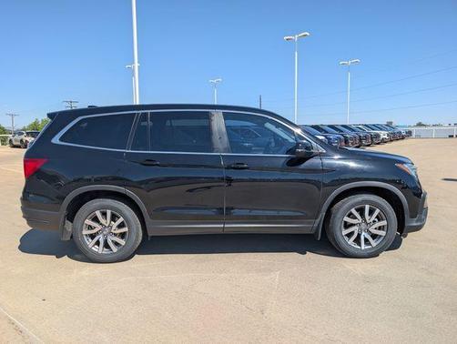 Crystal Black Pearl 2019 Honda Pilot EX-L w/Navigation/RES