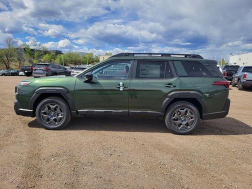 Deep Emerald Green 2026 Subaru Outback Touring XT