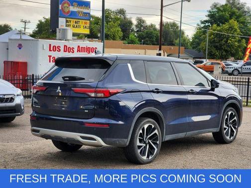 2024 Mitsubishi Outlander SE