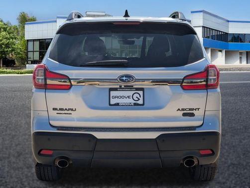 Ice Silver Metallic 2022 Subaru Ascent Onyx Edition