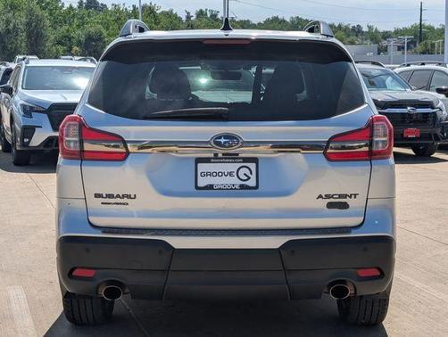 Ice Silver Metallic 2022 Subaru Ascent Onyx Edition