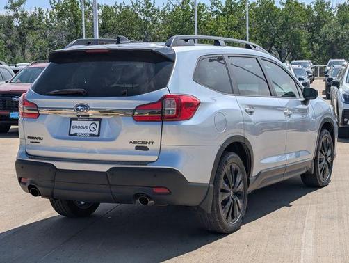 Ice Silver Metallic 2022 Subaru Ascent Onyx Edition