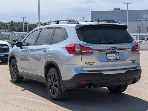 Ice Silver Metallic 2022 Subaru Ascent Onyx Edition
