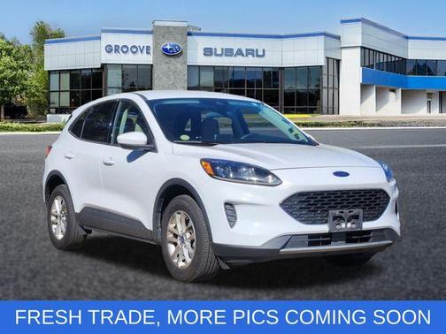 2020 Ford Escape SE
