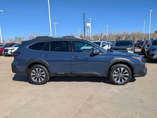 2025 Subaru Outback Touring XT