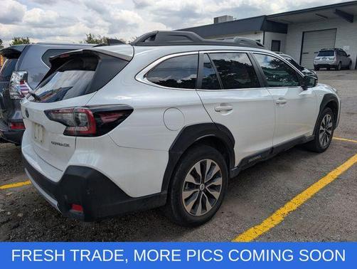 Crystal White Pearl 2024 Subaru Outback Limited