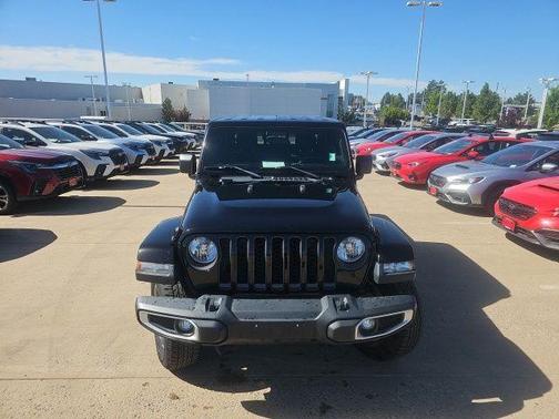 Black Clearcoat 2020 Jeep Gladiator Sport