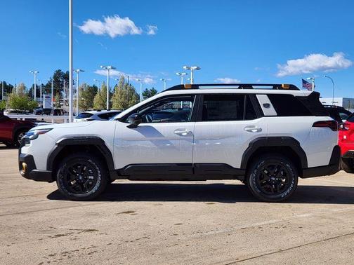 Crystal White Pearl 2026 Subaru Outback Wilderness