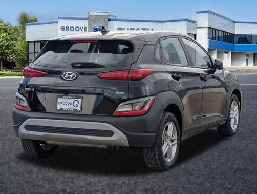 Ultra Black 2022 Hyundai KONA SE