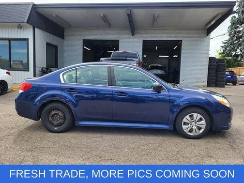 2011 Subaru Legacy 2.5i