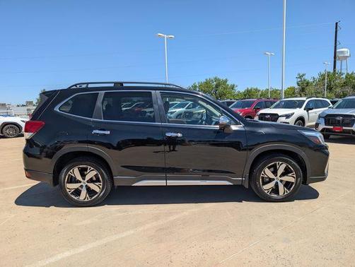 Crystal Black Silica 2019 Subaru Forester Touring
