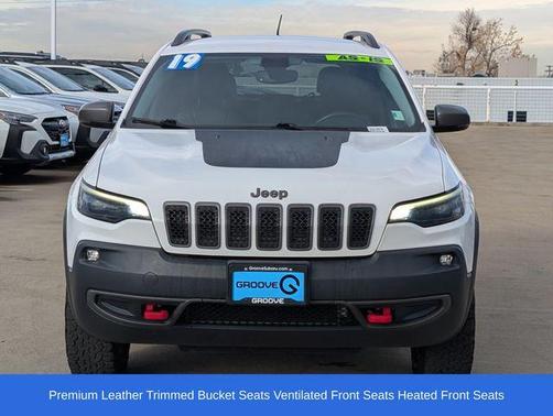 2019 Jeep Cherokee Trailhawk