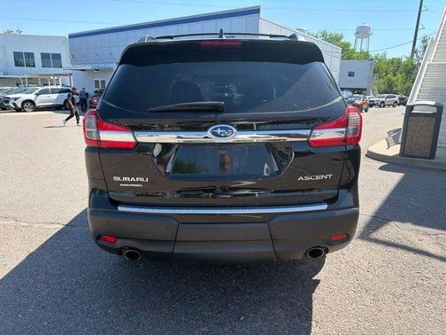Crystal Black Silica 2021 Subaru Ascent Premium 7-Passenger