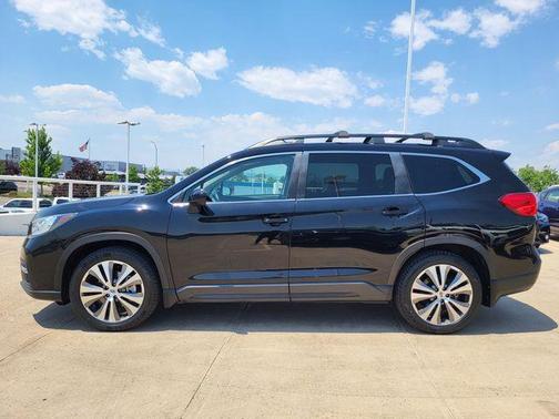Crystal Black Silica 2021 Subaru Ascent Premium 7-Passenger