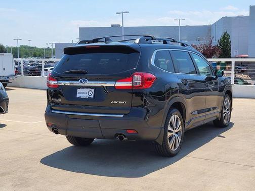 Crystal Black Silica 2021 Subaru Ascent Premium 7-Passenger