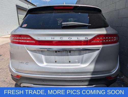 Ingot Silver 2019 Lincoln MKC Reserve