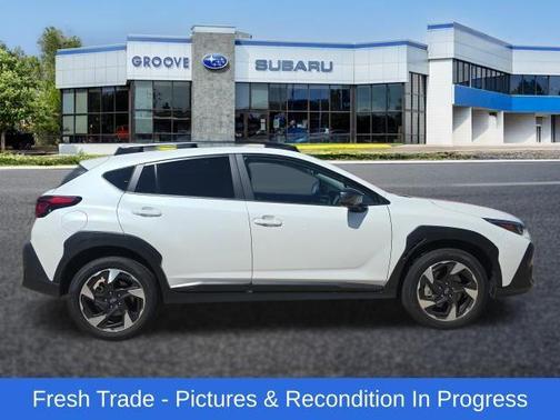 Crystal White Pearl 2025 Subaru Crosstrek Limited