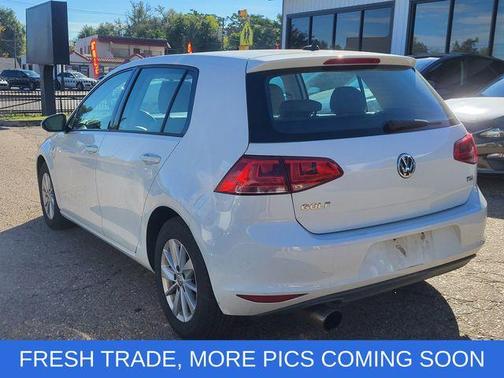 2015 Volkswagen Golf TSI S 4-Door