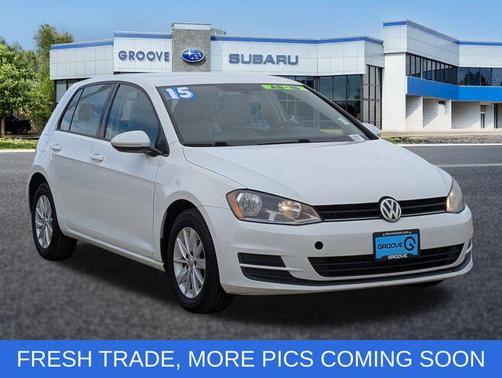 2015 Volkswagen Golf TSI S 4-Door