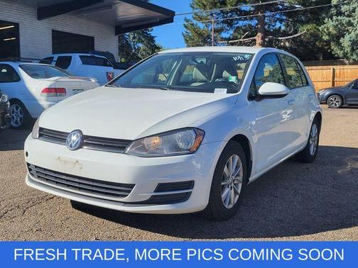 2015 Volkswagen Golf TSI S 4-Door