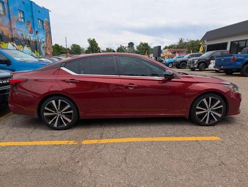 Scarlet Ember 2020 Nissan Altima 2.0 SR