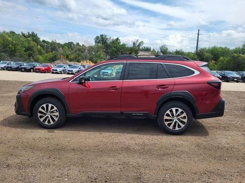 2025 Subaru Outback Premium